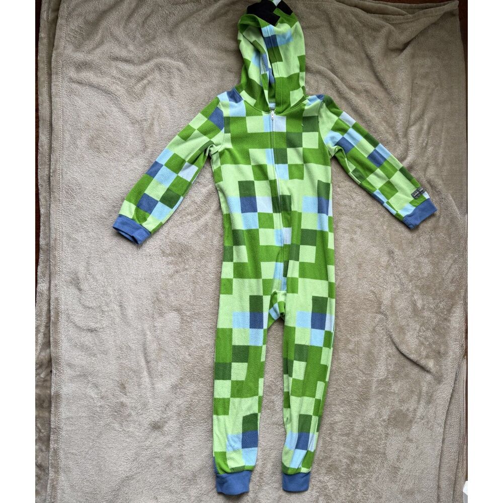 Minecraft Boys Pajama One Piece Size 8 Green Gently Used